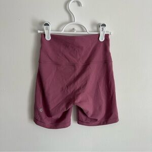 Lululemon Wunder Train 6" Shorts